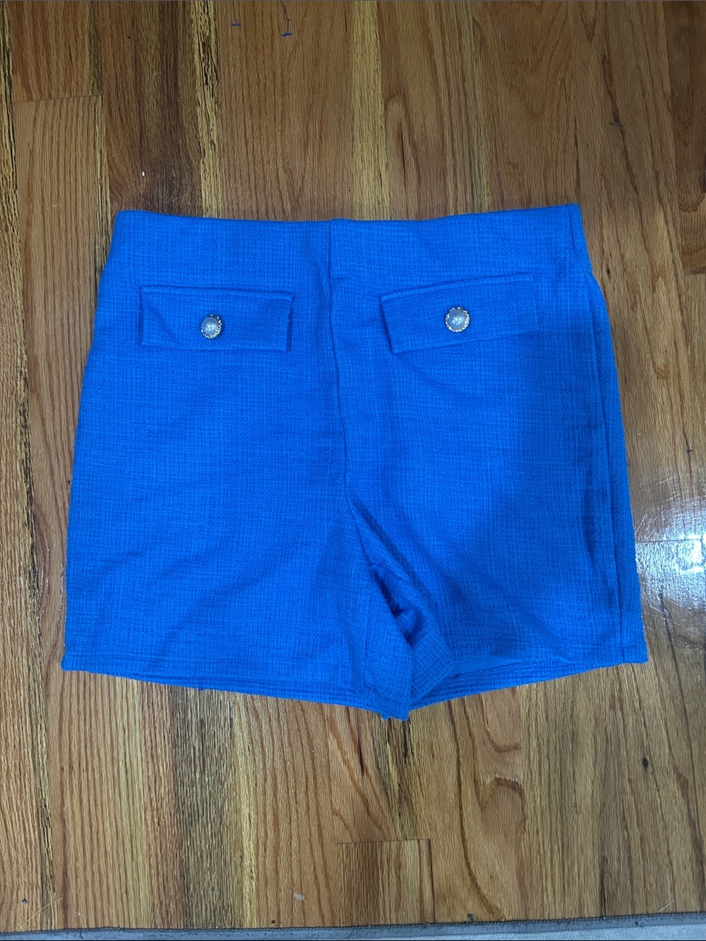 High-Waist Royal Blue Women's Shorts with Button-Detail Pockets